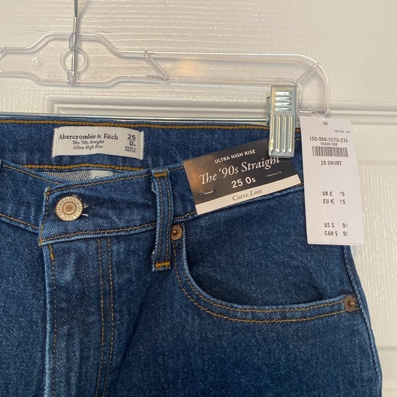 NWT women’s A&F Curve Love Ultra High Rise The 90s straight sz 25/0 Short - Picture 3 of 6